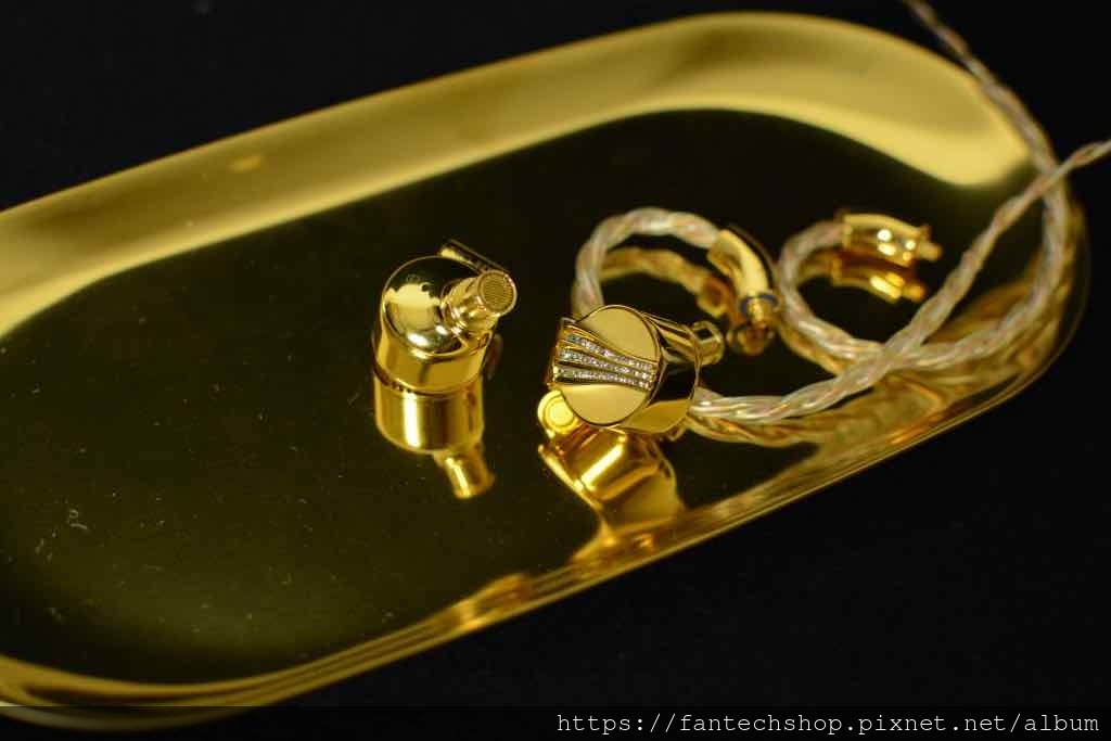 FiiO FDX 有線イヤホン　24Kメッキフラッグシップ FIIO FDX 【FIO-IEM-FDX】 – e☆イヤホン