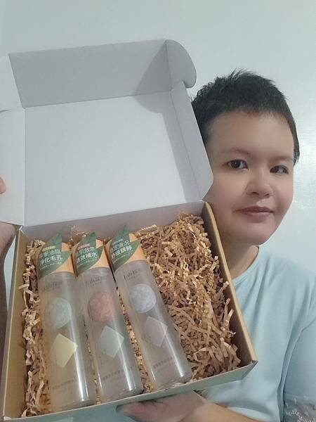 上山採藥-玫瑰天竺葵保濕水光露、香蓮紫草舒緩養膚露、茉莉綠茶