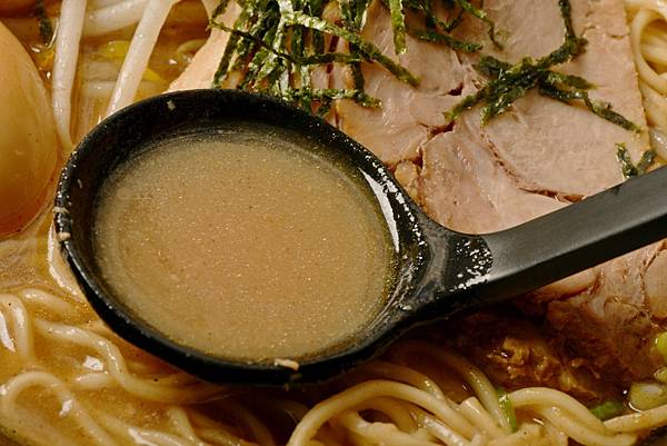 11-1 (1600x1067).jpg