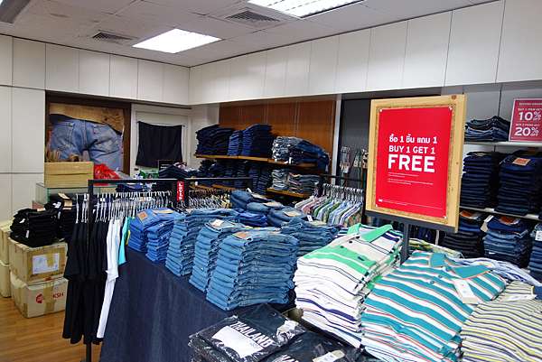 levis buy 1 get 1 free