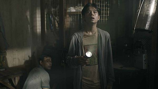 Film|【屍外逃劫 世外逃劫 Outside】 / 末日八