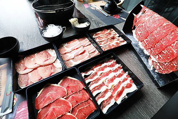 春秋戰鍋~美味牛肉吃到飽(愛評體驗券)（已歇業）