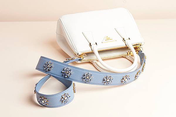 Prada-Galleria+Saffiano-Crystal-Flower-strap-Farest.jpg