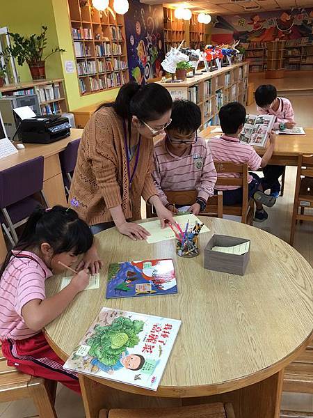 20151124書展第一天_3513.jpg 20151124書展第一天_3513.jpg