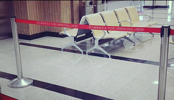 紅絨繩排整1.jpg 紅絨繩排整1.jpg