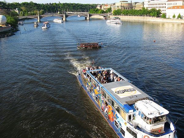 伏爾塔瓦河遊船
