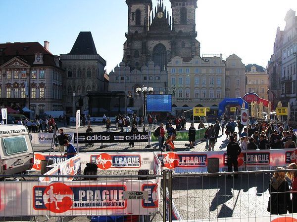 布拉格國際馬拉松