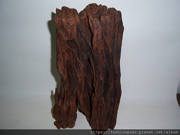 沉香與奇楠沉香共存的情況相當普遍~