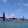 完整的舊金山大橋