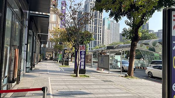 幫客戶去大里瑞城ㄧ街收件送台灣大道三段。