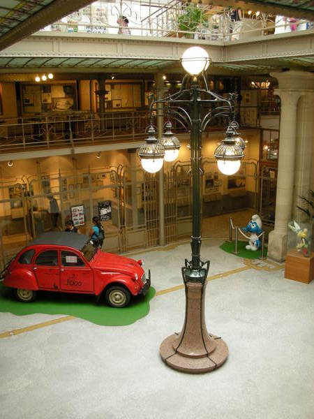 從二樓拍一樓大廳