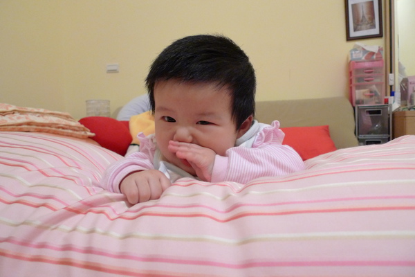 看我吃得面目猙獰!!