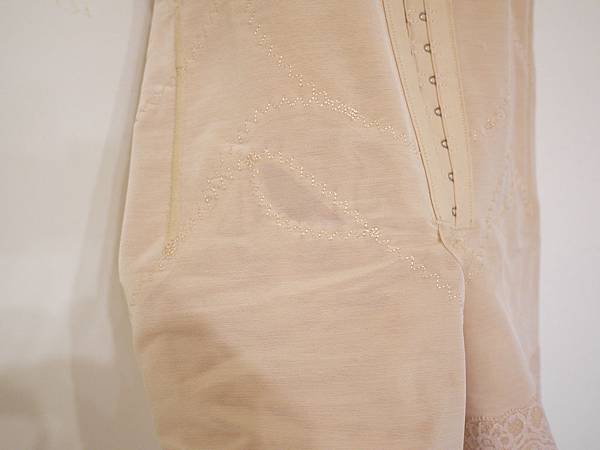 P1070958.JPG 塑身衣