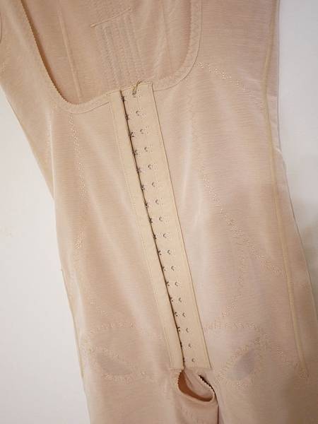 P1070961.JPG 塑身衣