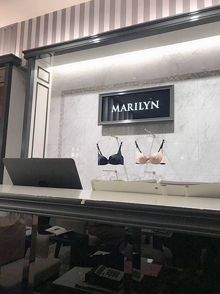 瑪莉蓮 (1).jpg 塑身衣