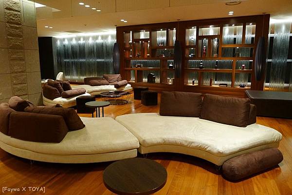 TOYA10.JPG TOYA10.JPG