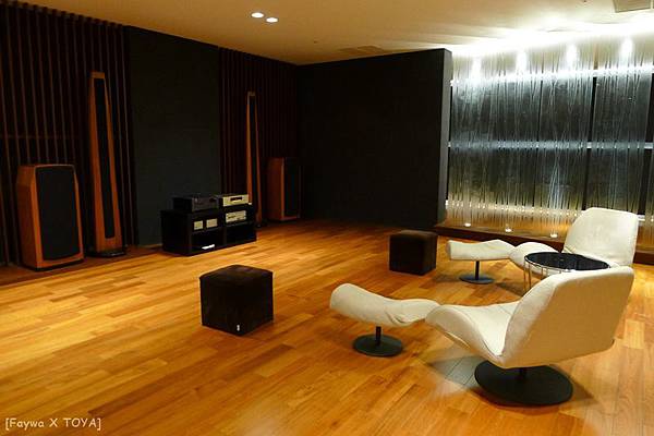 TOYA11.JPG TOYA11.JPG