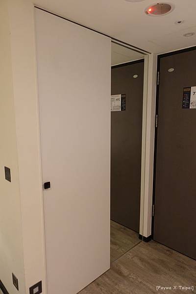 GoldInn7.JPG GoldInn7.JPG