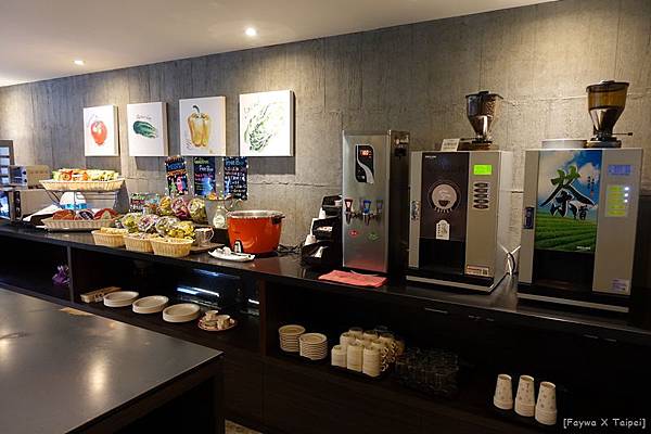 GoldInn13.JPG GoldInn13.JPG