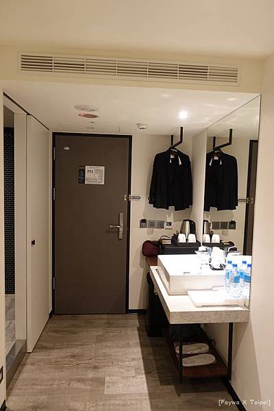 GoldInn15.JPG GoldInn15.JPG