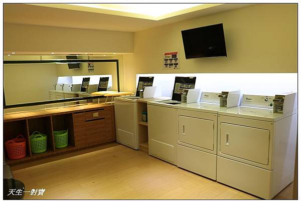 IMG_1990.jpg IMG_1990.jpg