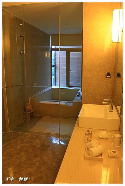 IMG_2008.jpg IMG_2008.jpg