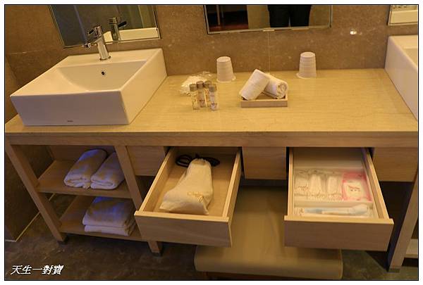 IMG_2011.jpg IMG_2011.jpg