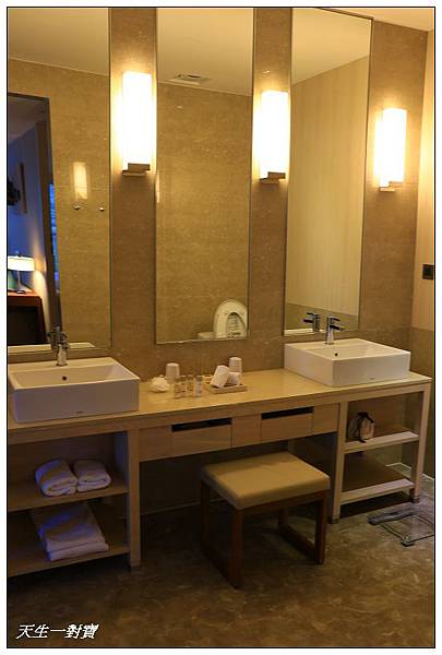 IMG_2016.jpg IMG_2016.jpg