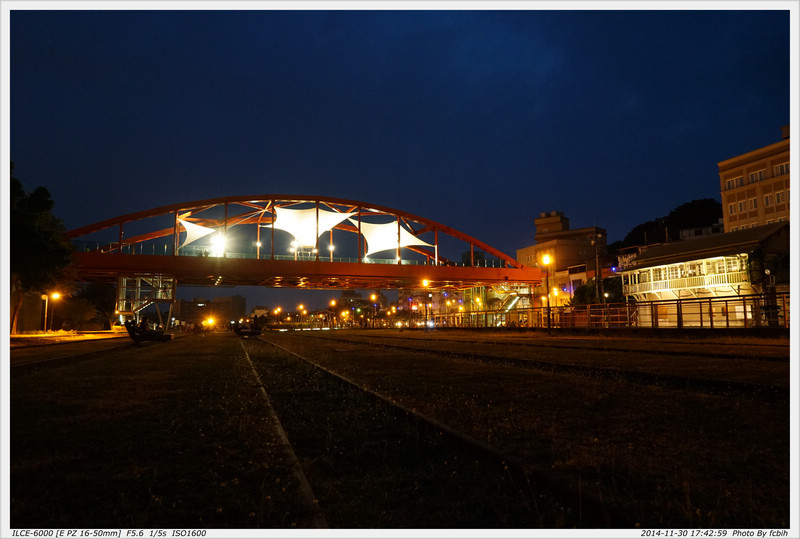 2014.11.30 公園陸橋天空雲台