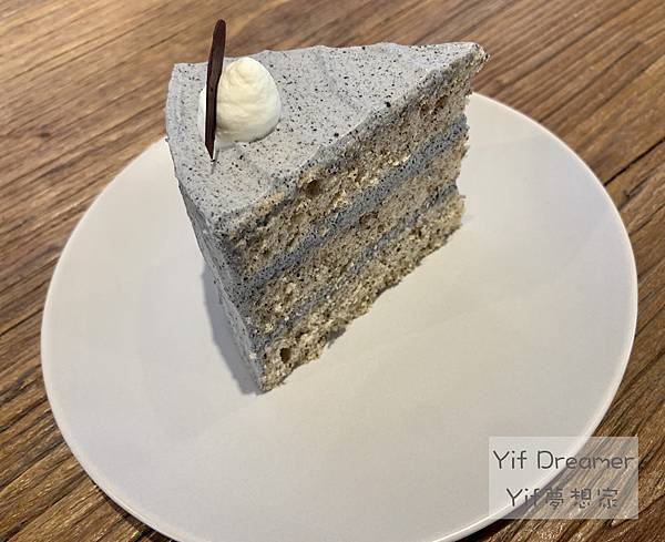 Second 再一口 咖啡廳 非常芝麻戚風蛋糕 Second 再一口 咖啡廳 非常芝麻戚風蛋糕