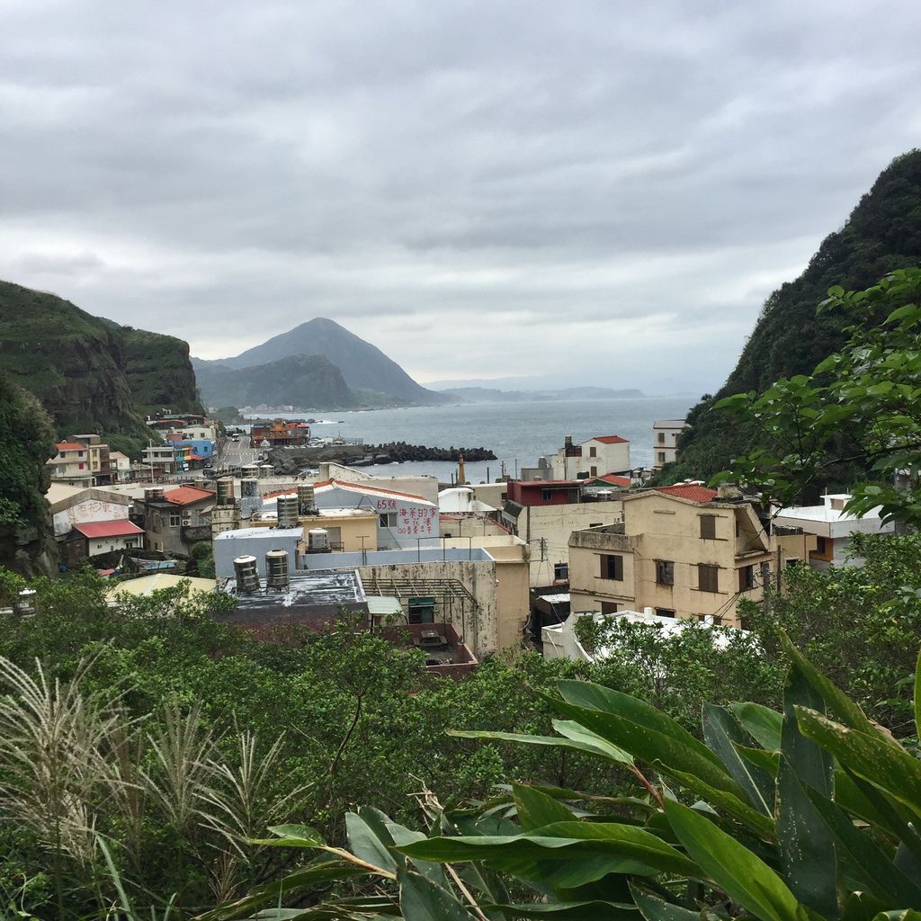 台北登山-鼻頭角稜谷步道-東北角必去!台灣小萬里長城.鼻頭角燈塔【丁小羽登山篇】