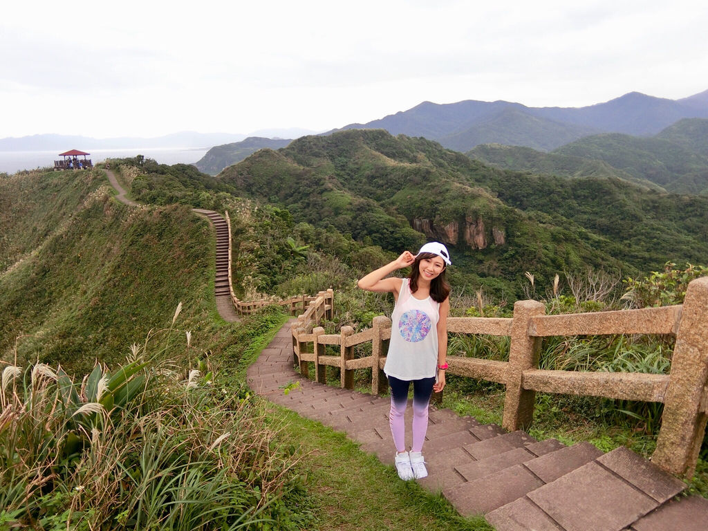 台北登山-鼻頭角稜谷步道-東北角必去!台灣小萬里長城.鼻頭角燈塔【丁小羽登山篇】