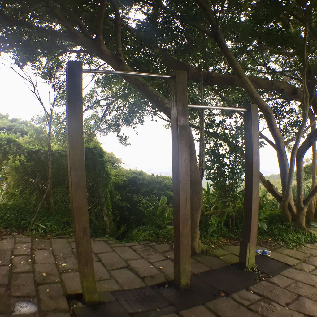 新北景點-觀音山硬漢嶺登山步道，登上硬漢碑遠眺台北美景