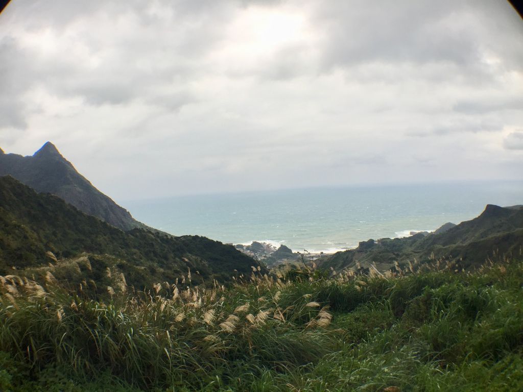 台北登山-無耳茶壺山步道-瑞芳九份絕美山稜線~鳥瞰基隆山.浪漫公路.陰陽海vs開箱實測GoproHero7Black【丁小羽登山篇】