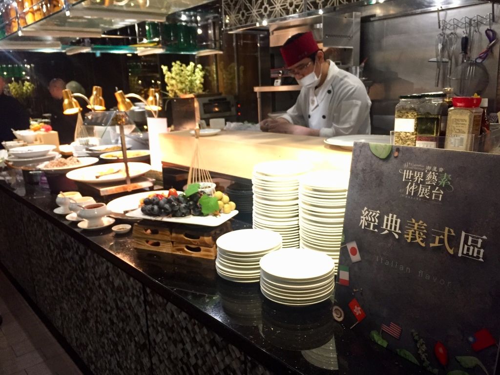 台北松山區素食-吃到飽的異國素食餐廳推薦-御蓮齋素食餐廳【丁小羽食記篇】 台北松山區素食-吃到飽的異國素食餐廳推薦-御蓮齋素食餐廳【丁小羽食記篇】