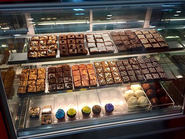 IMG_8407.JPG 菲律賓碧瑤自由行-碧瑤必買的零食在這!Baguio SM mall超市【丁小羽旅遊篇】