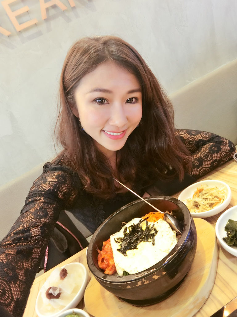 新竹巨城美食-朝聖網美餐廳TIGERROAR韓虎嘯!一起來吃韓式料理吧【丁小羽食記篇】 新竹巨城美食-朝聖網美餐廳TIGERROAR韓虎嘯!一起來吃韓式料理吧【丁小羽食記篇】