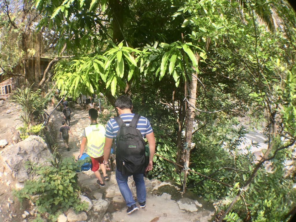 菲律賓碧瑤自由行-碧瑤旅遊必去景點， Aran cave洞穴的地心冒險！【丁小羽旅遊篇】