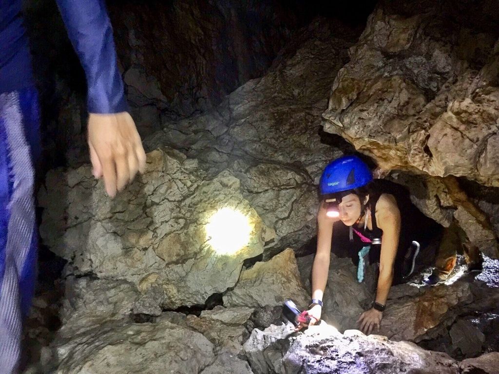 菲律賓碧瑤自由行-碧瑤旅遊必去景點， Aran cave洞穴的地心冒險！【丁小羽旅遊篇】