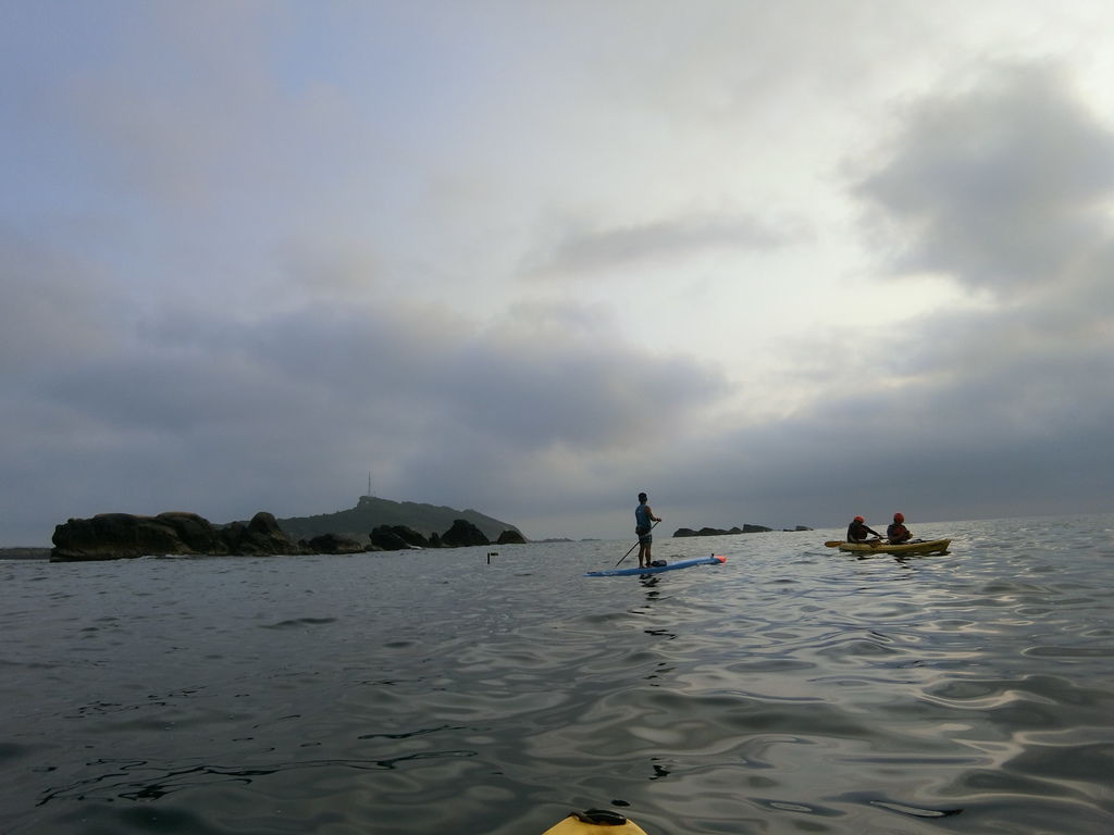 北海岸旅遊之在維納斯海岸乘著獨木舟一起看日出！【丁小羽旅遊篇】
