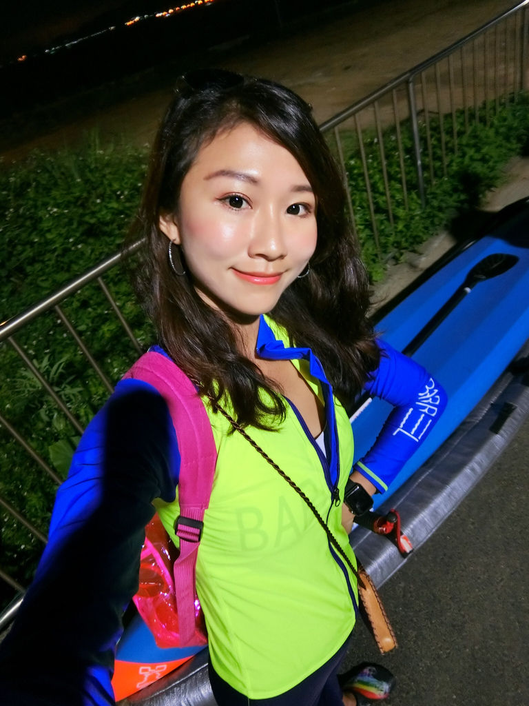 北海岸旅遊之在維納斯海岸乘著獨木舟一起看日出!【丁小羽旅遊篇】