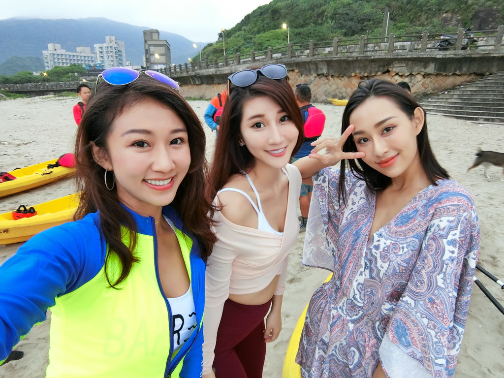 北海岸旅遊之在維納斯海岸乘著獨木舟一起看日出!【丁小羽旅遊篇】