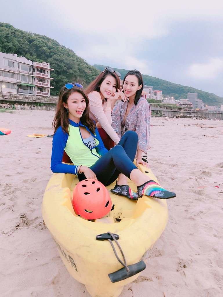 北海岸旅遊之在維納斯海岸乘著獨木舟一起看日出!【丁小羽旅遊篇】