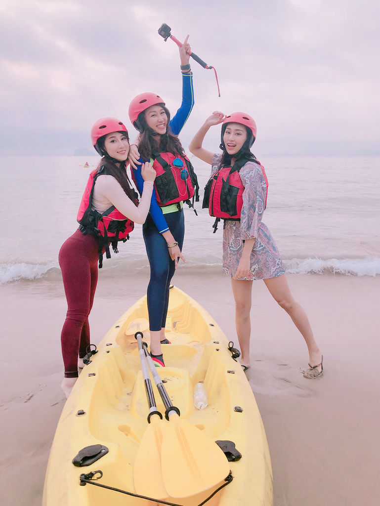 北海岸旅遊之在維納斯海岸乘著獨木舟一起看日出!【丁小羽旅遊篇】