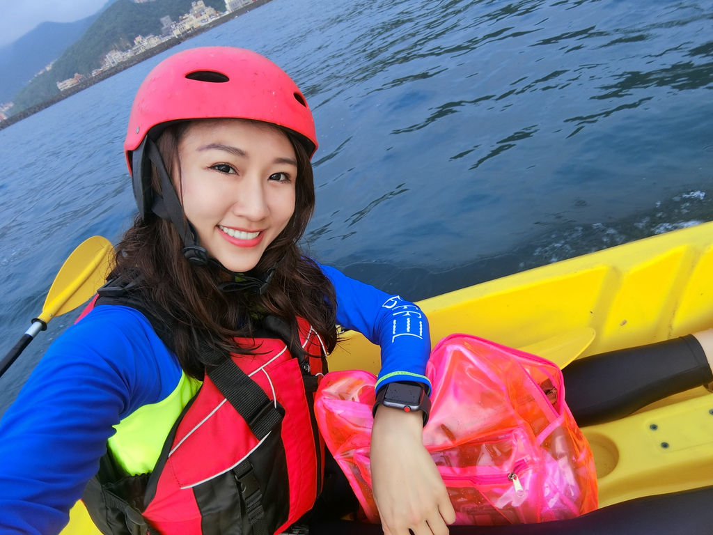  北海岸旅遊之在維納斯海岸乘著獨木舟一起看日出!【丁小羽旅遊篇】