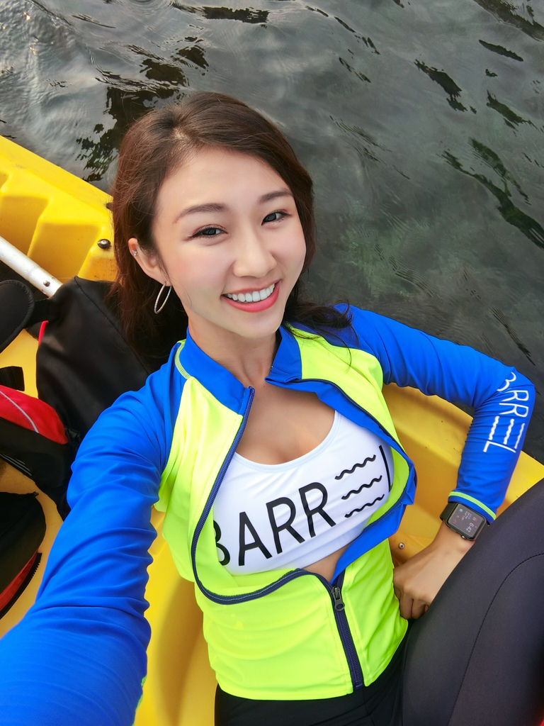  北海岸旅遊之在維納斯海岸乘著獨木舟一起看日出!【丁小羽旅遊篇】