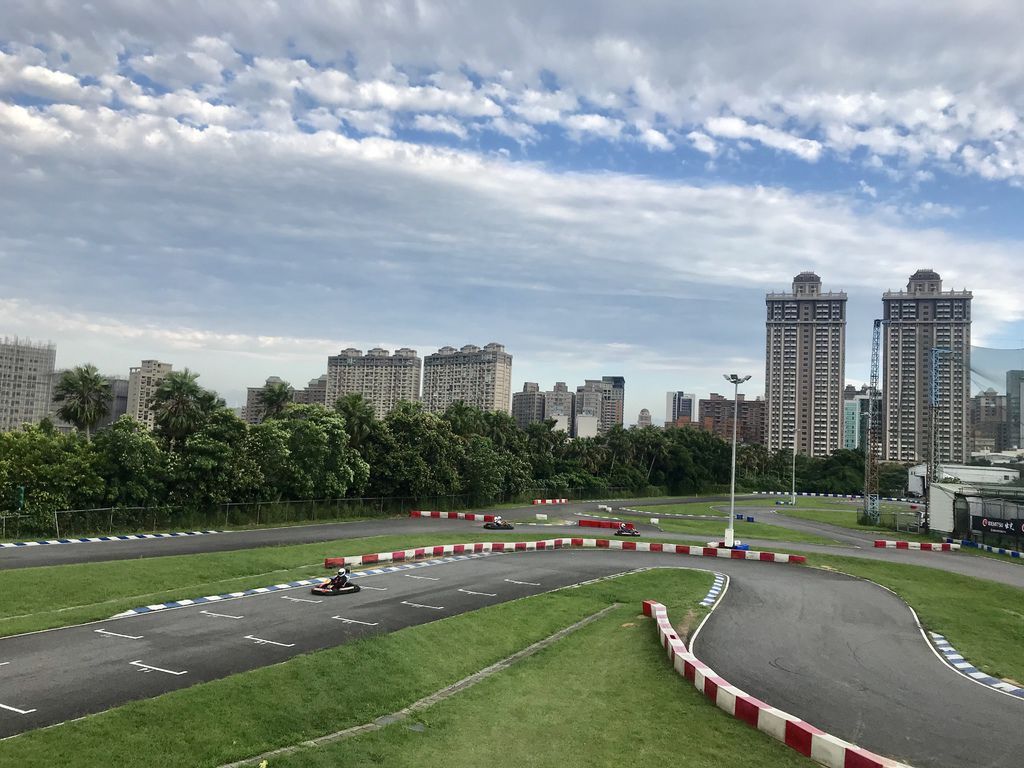 桃園大魯閣體驗Gokart!跑跑卡丁車版之玩命關頭賽車日記【丁小羽旅遊篇】 桃園大魯閣體驗Gokart!跑跑卡丁車版之玩命關頭賽車日記【丁小羽旅遊篇】