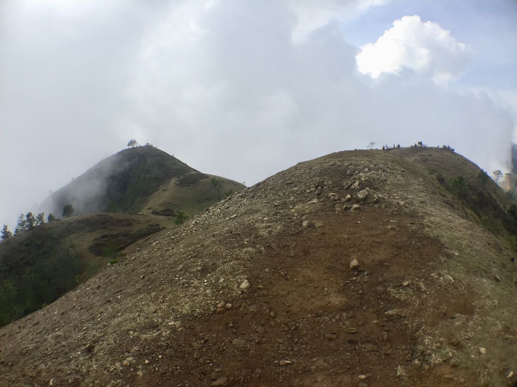 菲律賓自由行-菲律賓登山必去景點,碧瑤附近的登山天堂Mt.Ulap!【丁小羽旅遊篇】