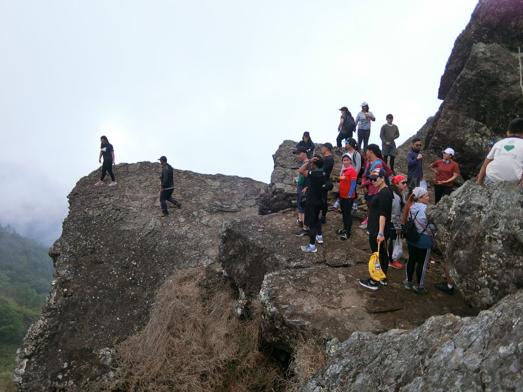 菲律賓自由行-菲律賓登山必去景點,碧瑤附近的登山天堂Mt.Ulap!【丁小羽旅遊篇】