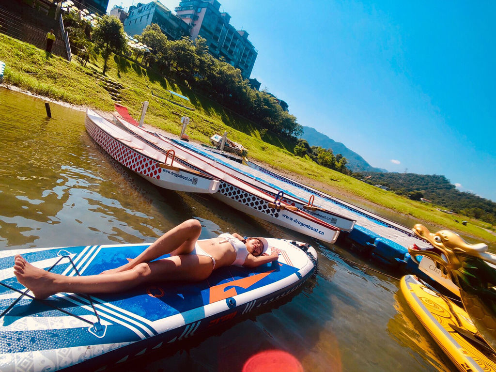 台北一日遊新玩法!今年夏天一定要玩的水上運動-SUP立槳衝浪【丁小羽旅遊篇】 台北一日遊新玩法!今年夏天一定要玩的水上運動-SUP立槳衝浪【丁小羽旅遊篇】